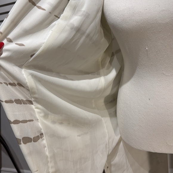 ⭐️🤍 Beautiful duster size S/M 🤍⭐️ - Picture 4 of 7